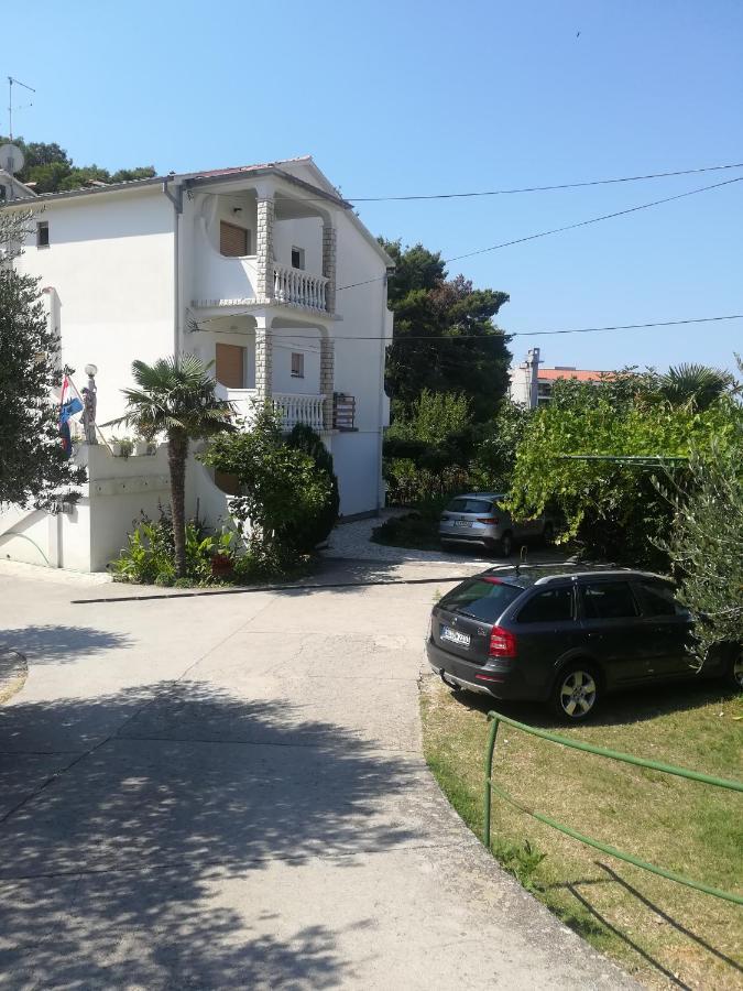 Alemka Apartment Banjol Exterior foto