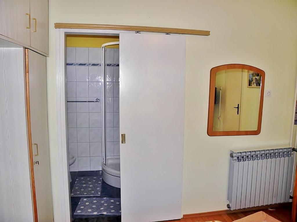 Alemka Apartment Banjol Exterior foto